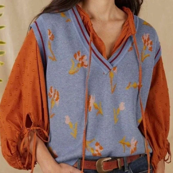 Sundance Fairlee Preppy Blue Floral VNeck Sweater Vest Women’s Medium Academa - Picture 1 of 7